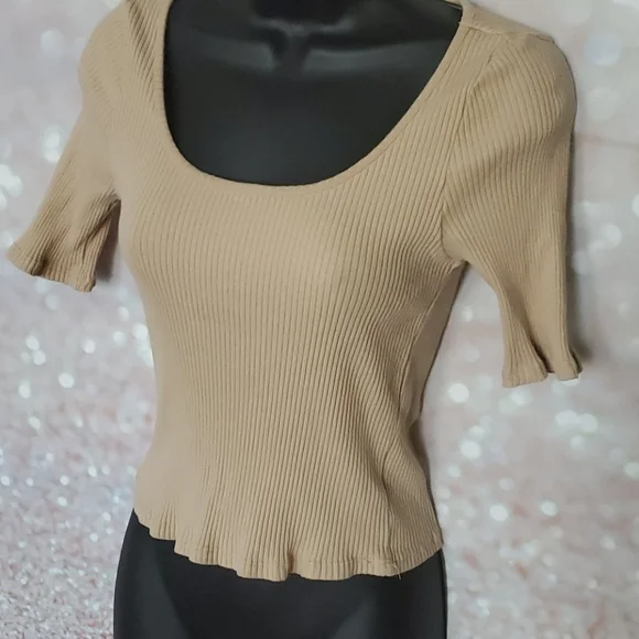 H&M Ribbed Crop Top - Picture 3 of 3